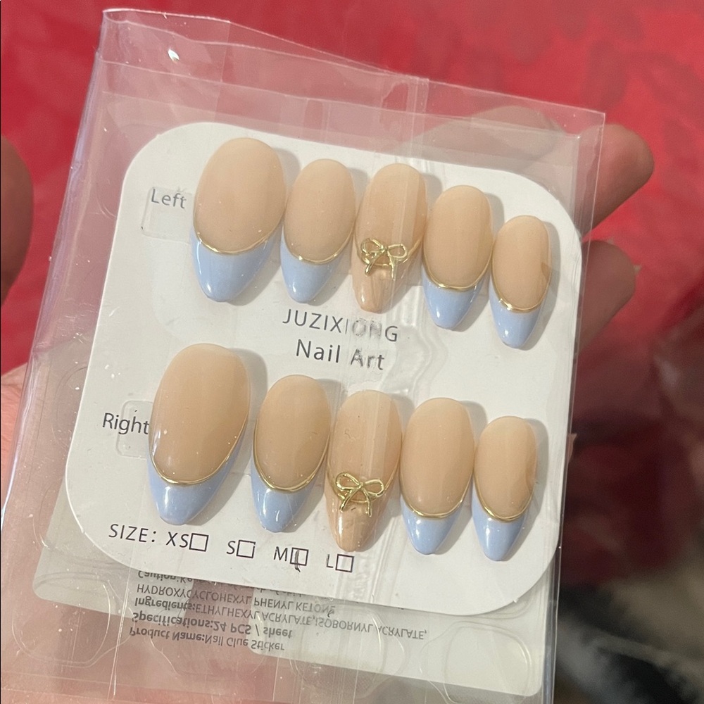 Juzixiong Blue and Nude Nail Art Set